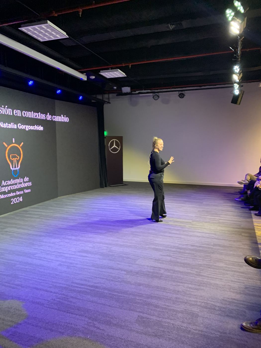 Nati en la Academia de Emprendedores de Mercedes-Benz Vans 2024
